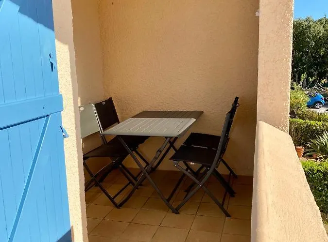 Les Locations Cinaureva « Village De La Mer »