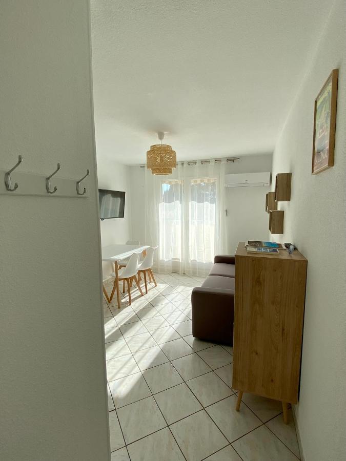 Les Locations Cinaureva « Village De La »